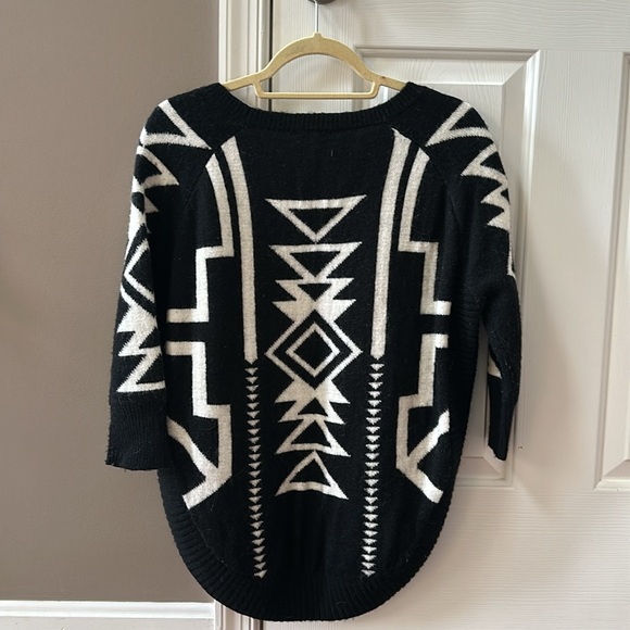 Express Aztec Sweater - Picture 2 of 4